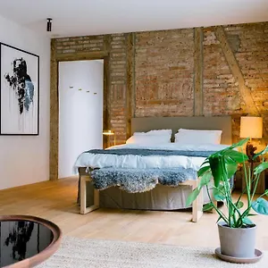 Apartment Feldberg Atelier - Courtyard Maisonette, Basel