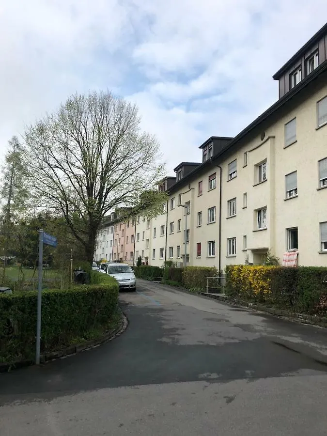 Cheap Room And Kitchen Bern 0*,