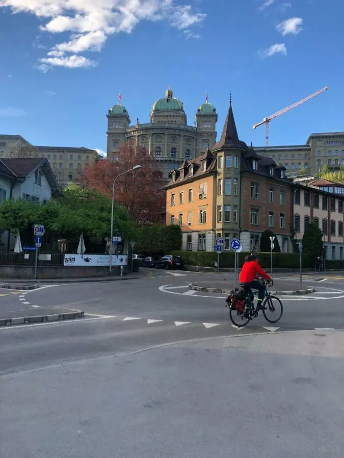 Cheap Room And Kitchen Bern Homestay